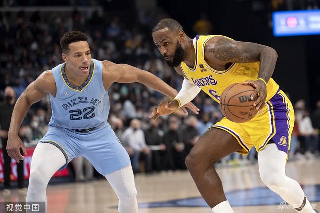 天空预测阿莫林首秀首发：阵型3421