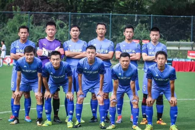 意甲-约维奇处子球 AC米兰3-1弗罗西诺内
