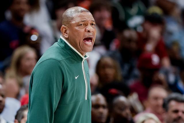 胡金秋20分李凯尔16分 中国男篮力克安哥拉